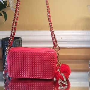 Host post 🥳💥💥💥Valentino💥💥💥